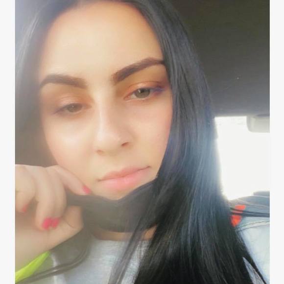 Meet your Posher, Daphne - Picture 1 of 1